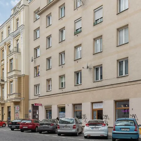 Apartment City Centre Sniadeckich Near Metro Station By Renters